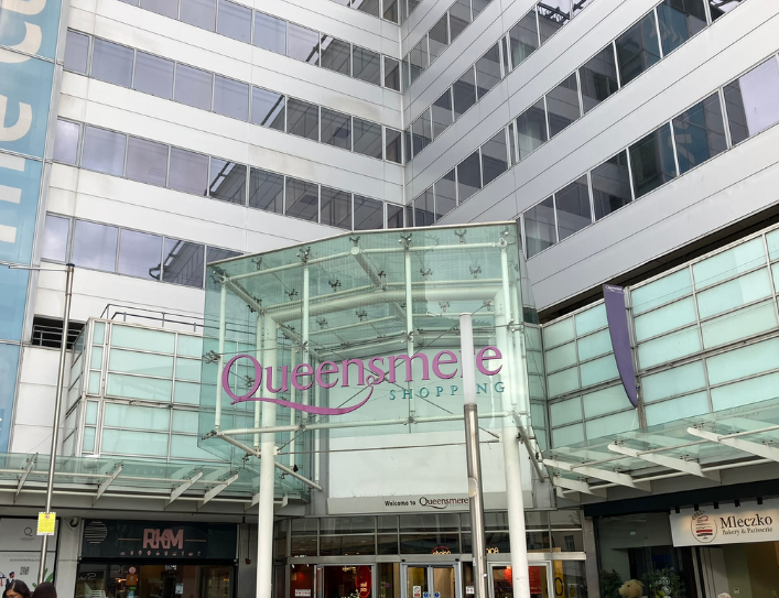 Queensmere Observatory Shopping Centre